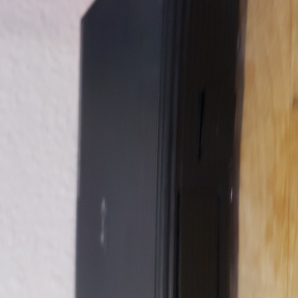 Samsung DVD/CD player. Tote 5. - Picture 3 of 5